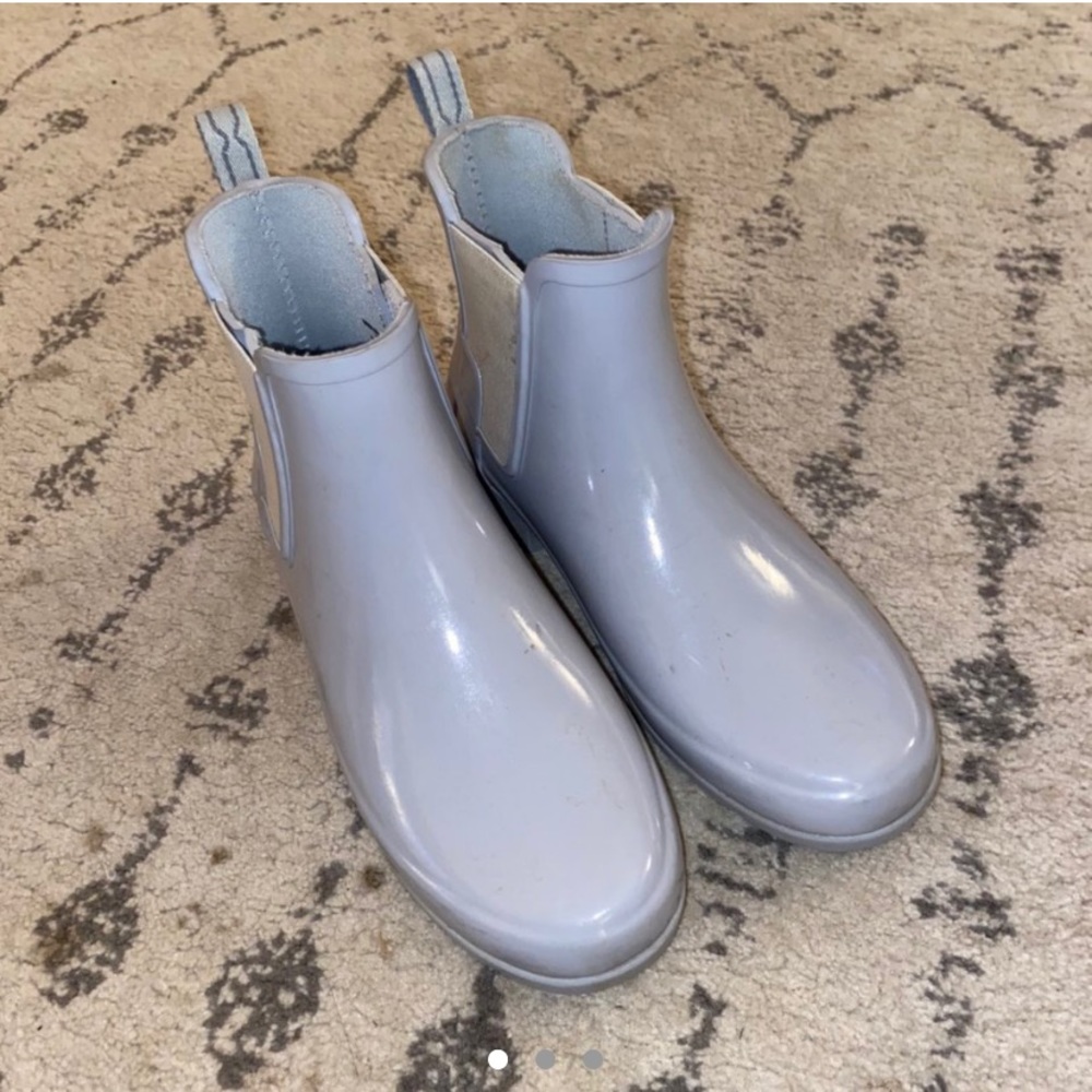 Blue/Gray Hunter Rain Boots!